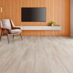 Cores claras para pisos e divisórias: conheça o Legno Crema